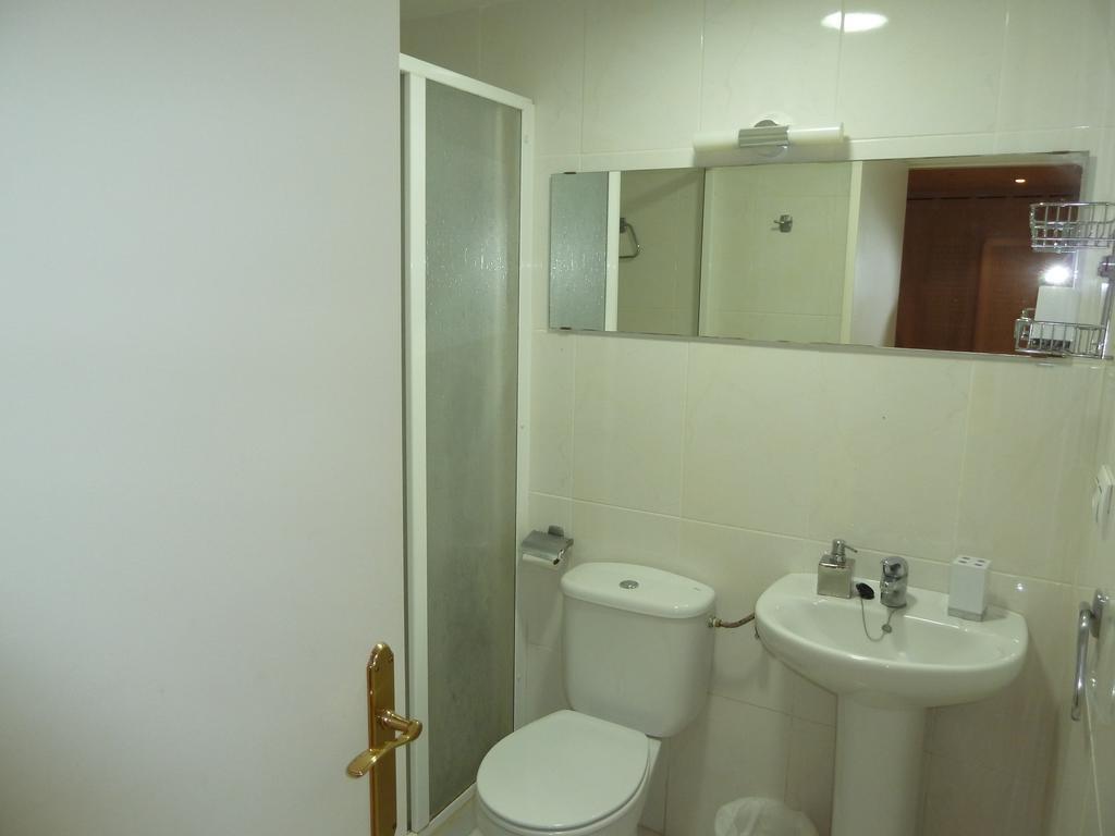 Hotel Restaurant Fonda Giralt Amer Zimmer foto